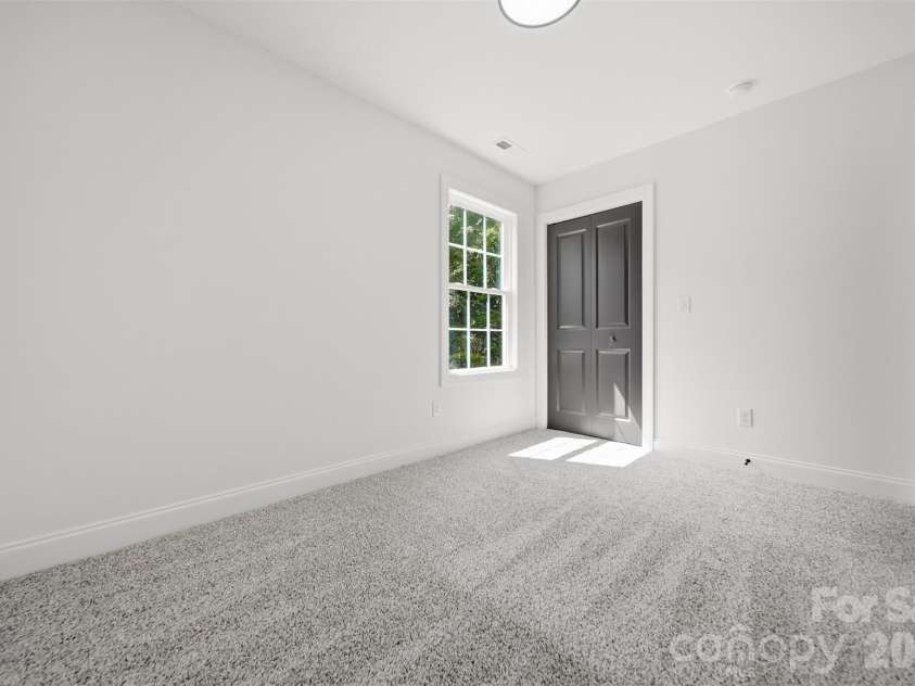 5118 Hanging Rock Court, Hickory, NC 28601.  MLS# CAR4396141, YatesRealty ID 32397. 