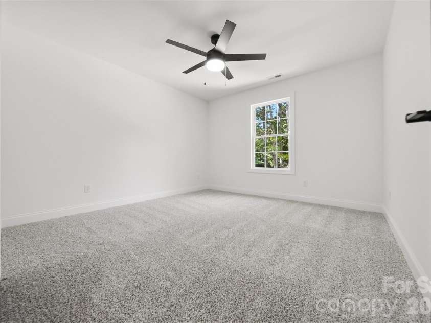 5118 Hanging Rock Court, Hickory, NC 28601.  MLS# CAR4396141, YatesRealty ID 32397. 