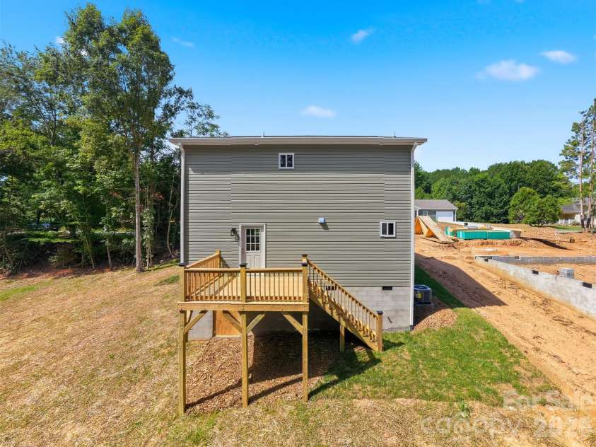 5118 Hanging Rock Court, Hickory, NC 28601.  MLS# CAR4396141, YatesRealty ID 32397. 
