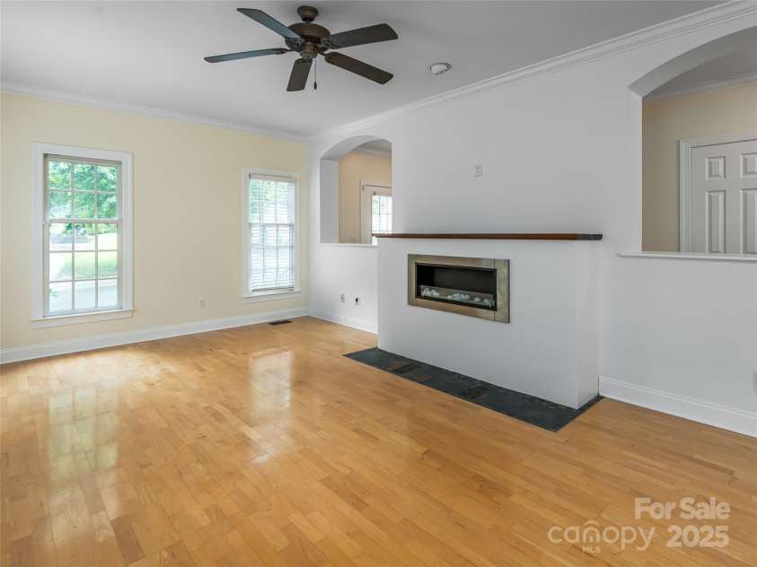 131 White Ash Drive, Asheville, NC 28803.  MLS# CAR4281962, YatesRealty ID 32398. 