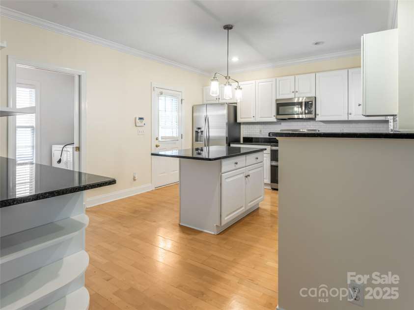 131 White Ash Drive, Asheville, NC 28803.  MLS# CAR4281962, YatesRealty ID 32398. 