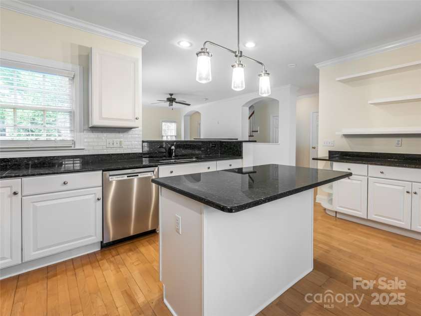 131 White Ash Drive, Asheville, NC 28803.  MLS# CAR4281962, YatesRealty ID 32398. 