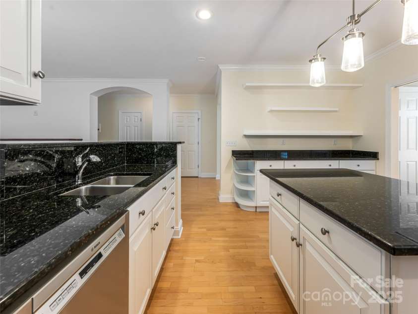 131 White Ash Drive, Asheville, NC 28803.  MLS# CAR4281962, YatesRealty ID 32398. 