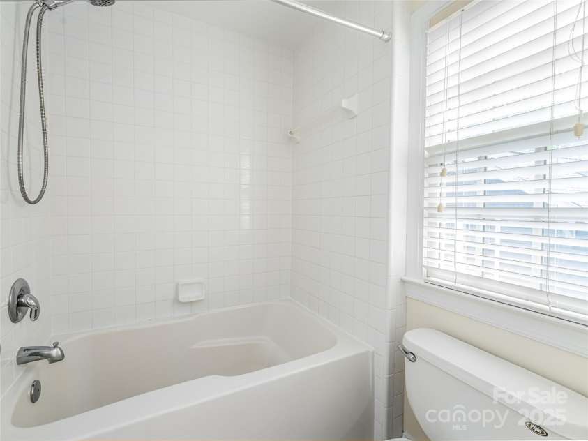 131 White Ash Drive, Asheville, NC 28803.  MLS# CAR4281962, YatesRealty ID 32398. 