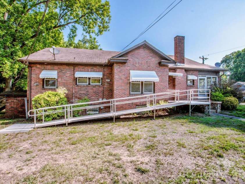 801 4th Street, Spencer, NC 28159.  MLS# CAR4392657, YatesRealty ID 32398. Side Yard / Corner Lot View