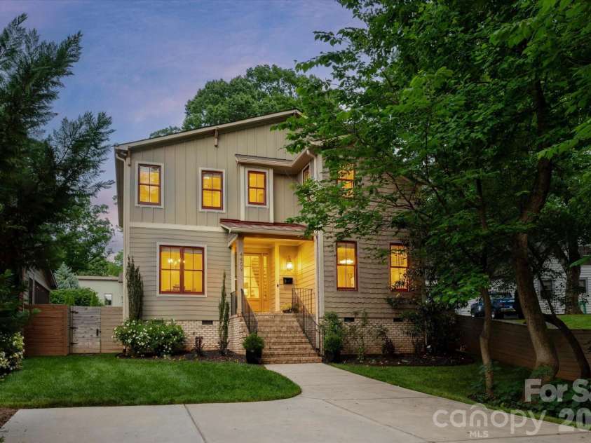 4409 Raney Way, Charlotte, NC 28205.  MLS# CAR4386355, YatesRealty ID 32399. 