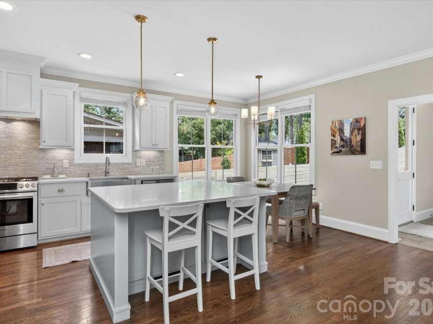 4409 Raney Way, Charlotte, NC 28205.  MLS# CAR4386355, YatesRealty ID 32399. 