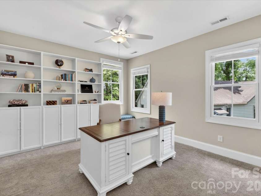 4409 Raney Way, Charlotte, NC 28205.  MLS# CAR4386355, YatesRealty ID 32399. 