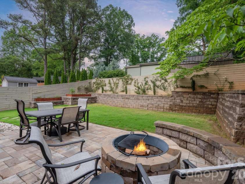 4409 Raney Way, Charlotte, NC 28205.  MLS# CAR4386355, YatesRealty ID 32399. 