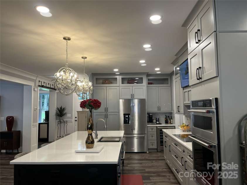 900 Houston Heights Road, Charlotte, NC 28262.  MLS# CAR4281535, YatesRealty ID 32399. 