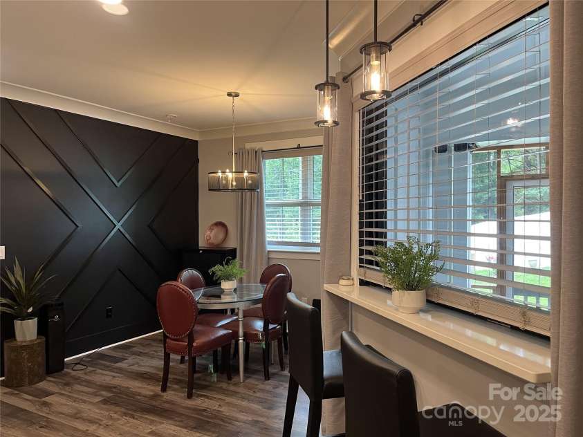 900 Houston Heights Road, Charlotte, NC 28262.  MLS# CAR4281535, YatesRealty ID 32399. 