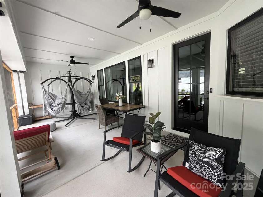 900 Houston Heights Road, Charlotte, NC 28262.  MLS# CAR4281535, YatesRealty ID 32399. 