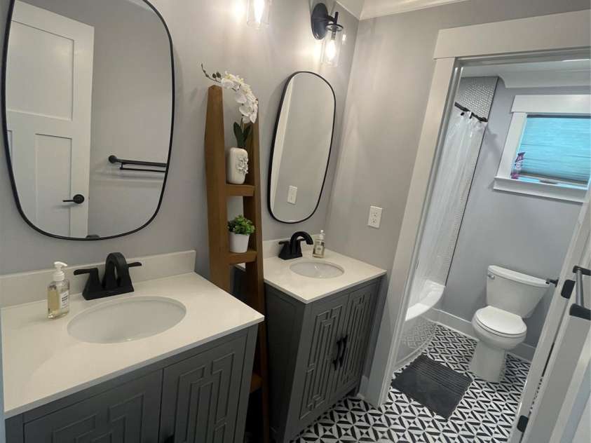 900 Houston Heights Road, Charlotte, NC 28262.  MLS# CAR4281535, YatesRealty ID 32399. 