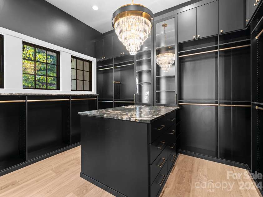 13702 Sage Thrasher Lane, Charlotte, NC 28278.  MLS# CAR4191491, YatesRealty ID 324. 