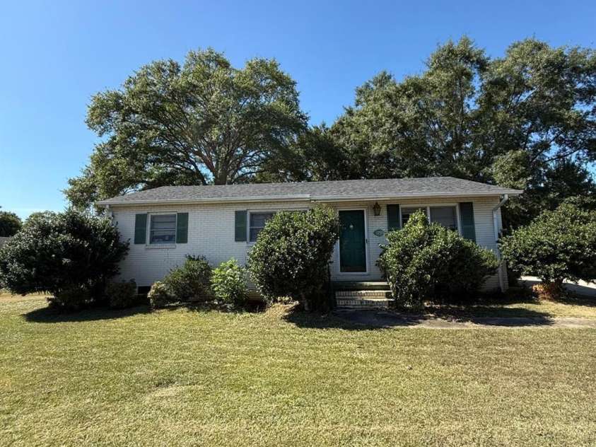 1755 Mt Gallant Road, Rock Hill, SC 29732.  MLS# CAR4320755, YatesRealty ID 324. 