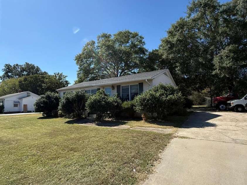 1755 Mt Gallant Road, Rock Hill, SC 29732.  MLS# CAR4320755, YatesRealty ID 324. 