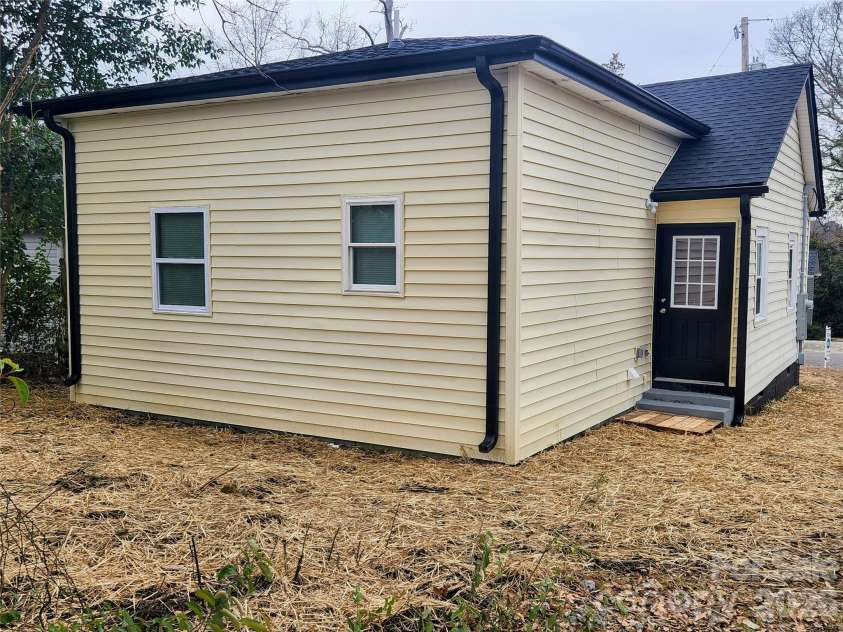 457 Fewell Street, Rock Hill, SC 29730.  MLS# CAR4337647, YatesRealty ID 3240. 