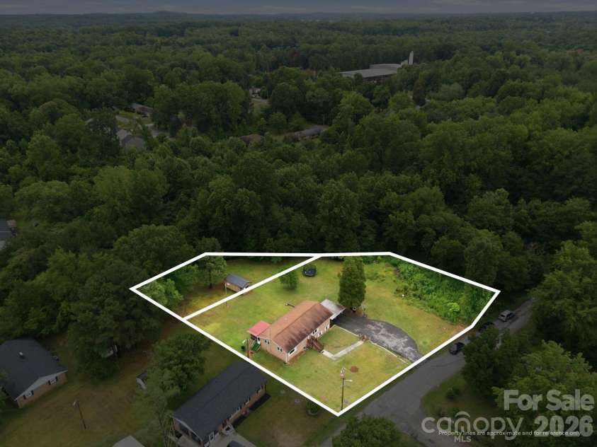 401 Grant Street, Spencer, NC 28027.  MLS# CAR4396306, YatesRealty ID 32400. 