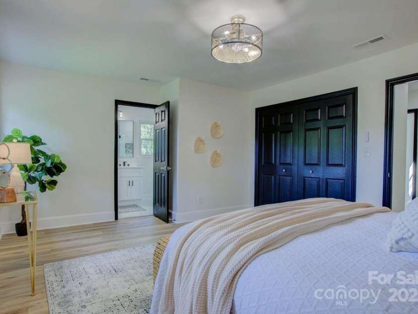 5900 Oakwielde Court, Mint Hill, NC 28227.  MLS# CAR4329157, YatesRealty ID 32400. 