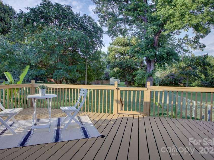 5900 Oakwielde Court, Mint Hill, NC 28227.  MLS# CAR4329157, YatesRealty ID 32400. 