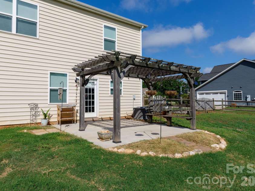 2032 Whispering Winds Drive, Rock Hill, SC 29732.  MLS# CAR4396499, YatesRealty ID 32401. 