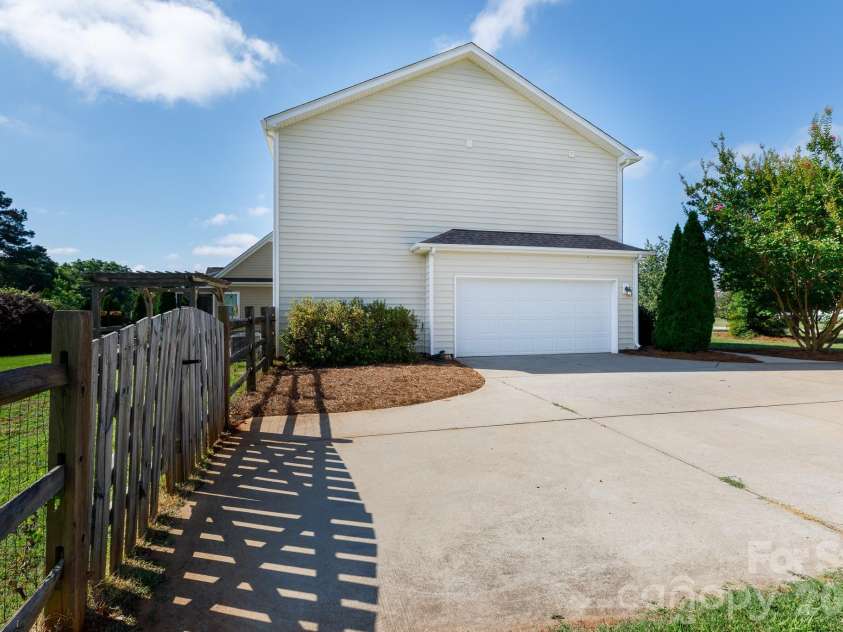 2032 Whispering Winds Drive, Rock Hill, SC 29732.  MLS# CAR4396499, YatesRealty ID 32401. 