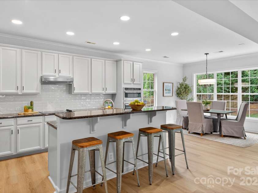 2416 River Oaks Drive, Waxhaw, NC 28173.  MLS# CAR4287585, YatesRealty ID 32403. 