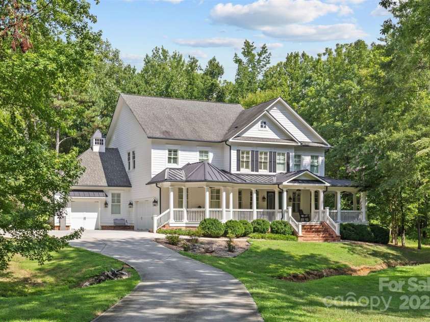 1415 Rosehill Drive, Waxhaw, NC 28173.  MLS# CAR4289502, YatesRealty ID 32404. 