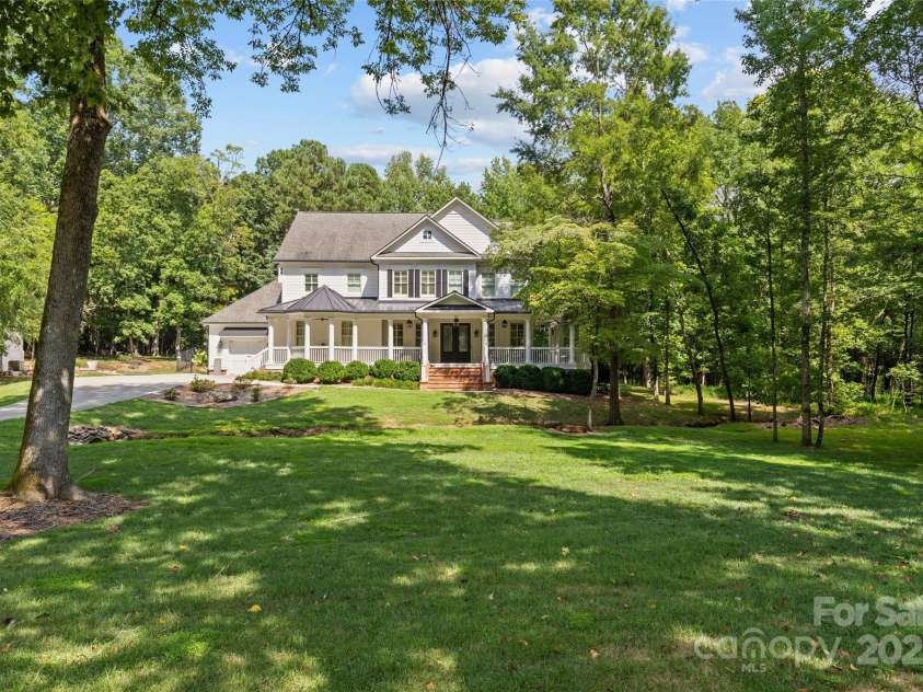 1415 Rosehill Drive, Waxhaw, NC 28173.  MLS# CAR4289502, YatesRealty ID 32404. 