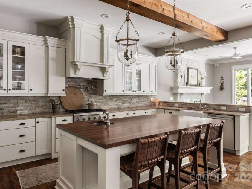 1415 Rosehill Drive, Waxhaw, NC 28173.  MLS# CAR4289502, YatesRealty ID 32404. 