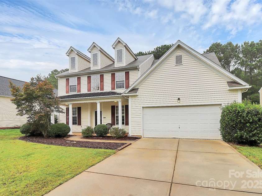 3161 Pine Bluff Way, Fort Mill, SC 29707.  MLS# CAR4289165, YatesRealty ID 32405. 