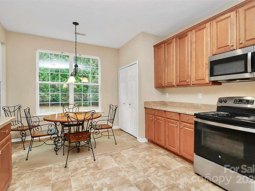 3161 Pine Bluff Way, Fort Mill, SC 29707.  MLS# CAR4289165, YatesRealty ID 32405. 