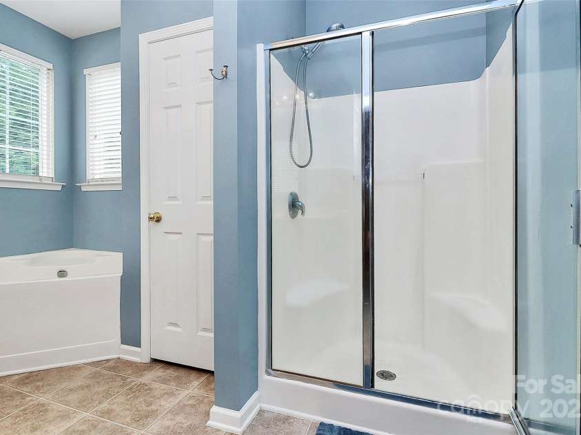 3161 Pine Bluff Way, Fort Mill, SC 29707.  MLS# CAR4289165, YatesRealty ID 32405. 