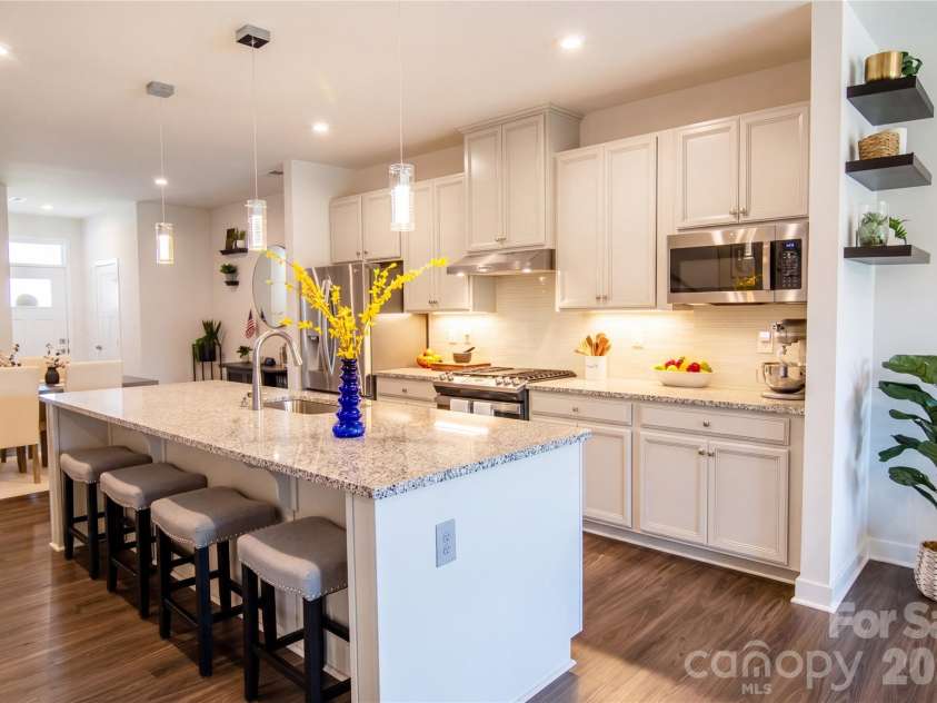 7019 Old Evergreen Parkway, Indian Trail, NC 28079.  MLS# CAR4390679, YatesRealty ID 32405. Gorgeous kitchen with large island!