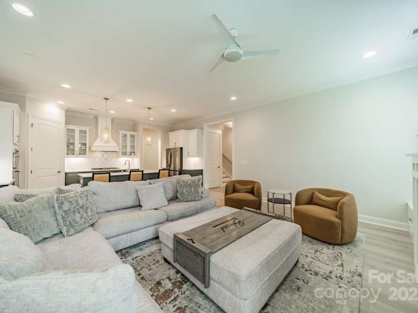 17150 Sand Bank Road, Charlotte, NC 28278.  MLS# CAR4290063, YatesRealty ID 32406. 