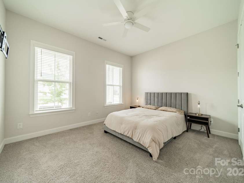17150 Sand Bank Road, Charlotte, NC 28278.  MLS# CAR4290063, YatesRealty ID 32406. 