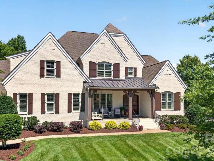 18027 Shearer Road, Davidson, NC 28036.  MLS# CAR4394599, YatesRealty ID 32407. 