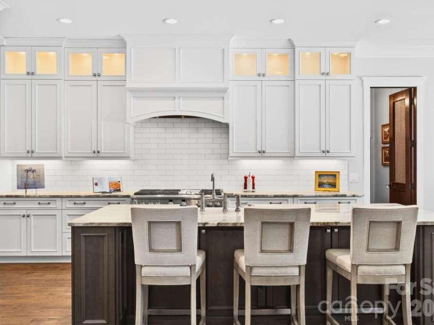18027 Shearer Road, Davidson, NC 28036.  MLS# CAR4394599, YatesRealty ID 32407. 