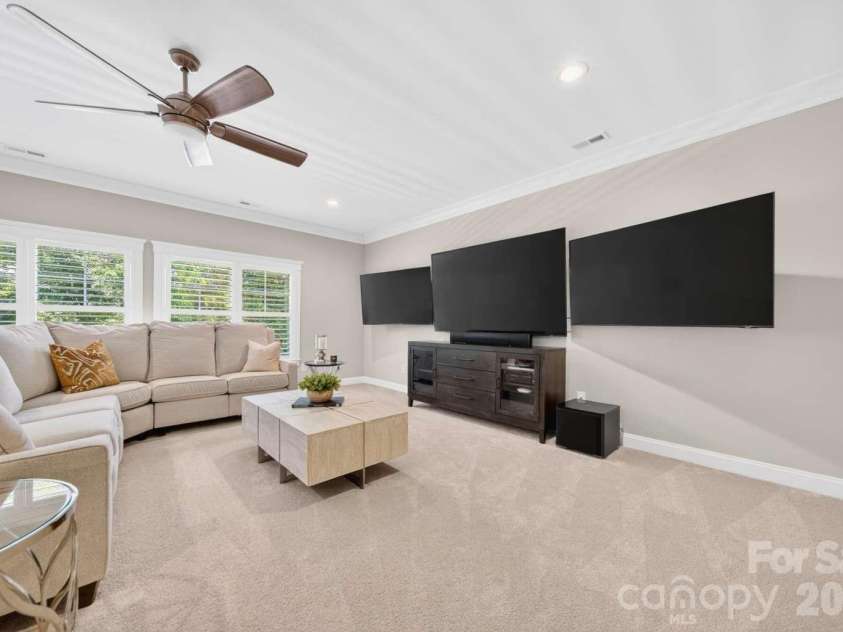 18027 Shearer Road, Davidson, NC 28036.  MLS# CAR4394599, YatesRealty ID 32407. 