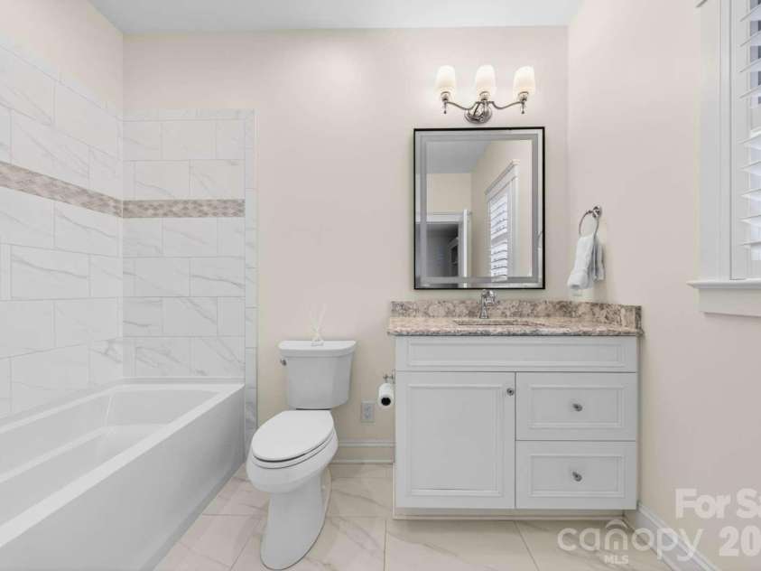18027 Shearer Road, Davidson, NC 28036.  MLS# CAR4394599, YatesRealty ID 32407. 