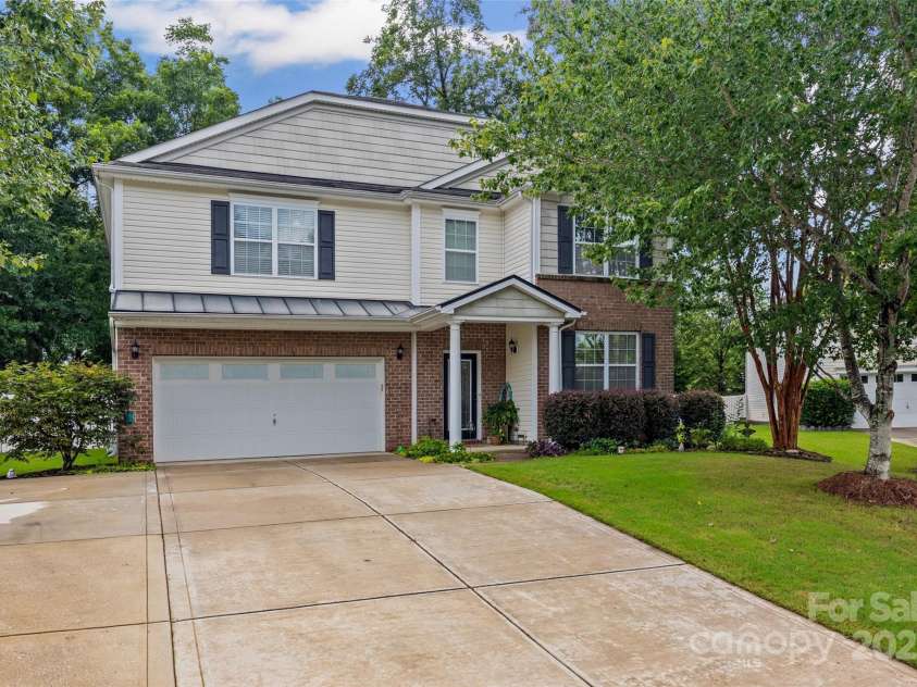 409 Garden Grove Road, Fort Mill, SC 29708.  MLS# CAR4290523, YatesRealty ID 32408. 