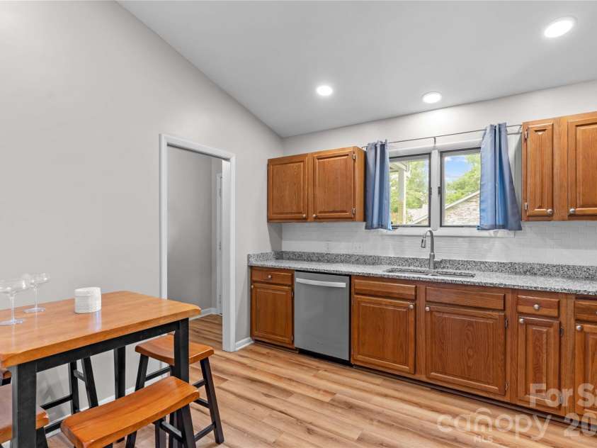 502 Wellington Hills Circle, Salisbury, NC 28147.  MLS# CAR4390526, YatesRealty ID 32408. 