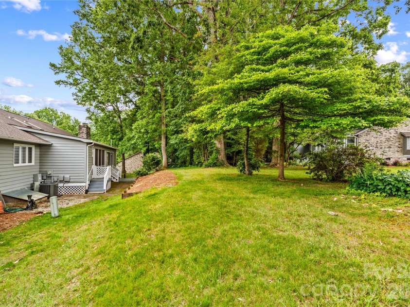 502 Wellington Hills Circle, Salisbury, NC 28147.  MLS# CAR4390526, YatesRealty ID 32408. 