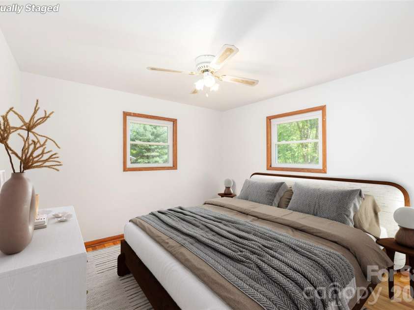 1140 Groundhog Road, Canton, NC 28716.  MLS# CAR4373723, YatesRealty ID 32409. 