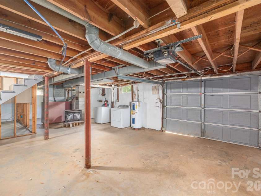 1140 Groundhog Road, Canton, NC 28716.  MLS# CAR4373723, YatesRealty ID 32409. 