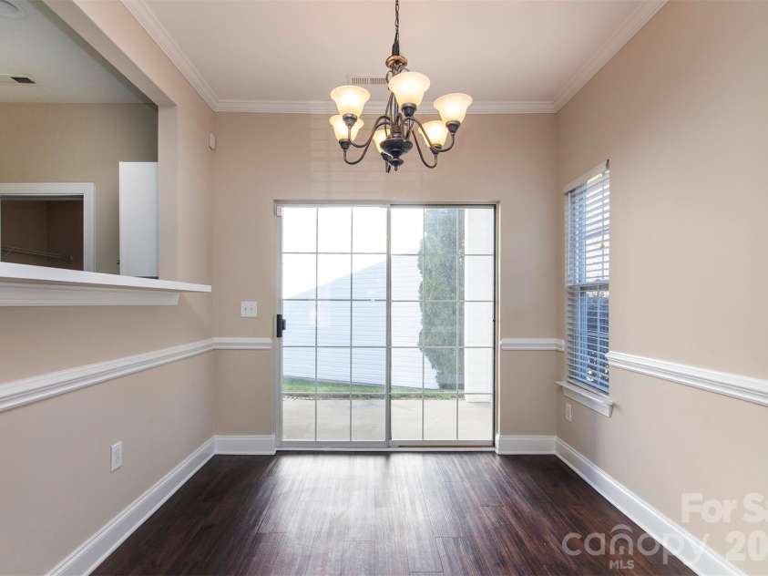 2425 Ryerson Court, Charlotte, NC 28213.  MLS# CAR4335822, YatesRealty ID 3241. 