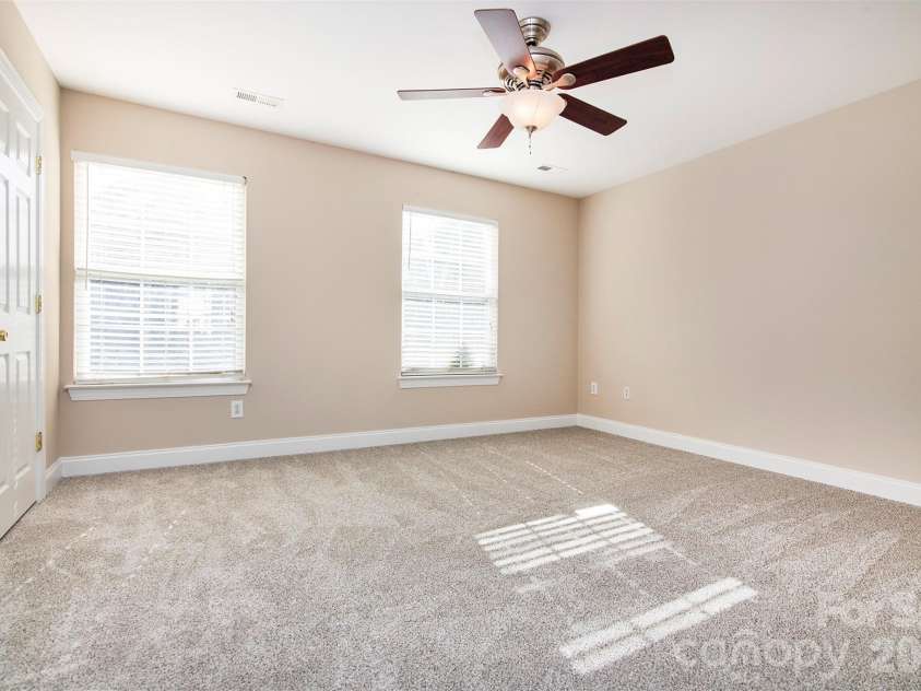2425 Ryerson Court, Charlotte, NC 28213.  MLS# CAR4335822, YatesRealty ID 3241. 