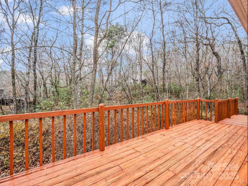 38 Renea Drive, Brevard, NC 28712.  MLS# CAR4325098, YatesRealty ID 3241. 