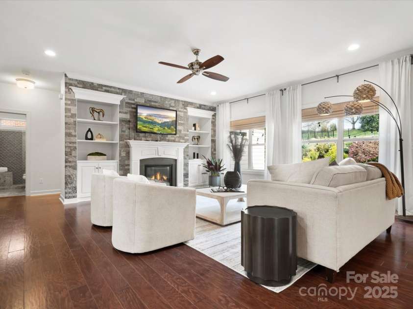 805 Five Leaf Lane, Waxhaw, NC 28173.  MLS# CAR4236004, YatesRealty ID 3241. 