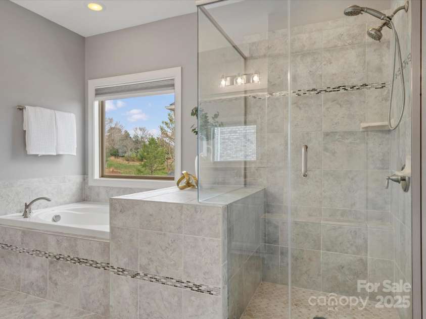 805 Five Leaf Lane, Waxhaw, NC 28173.  MLS# CAR4236004, YatesRealty ID 3241. 